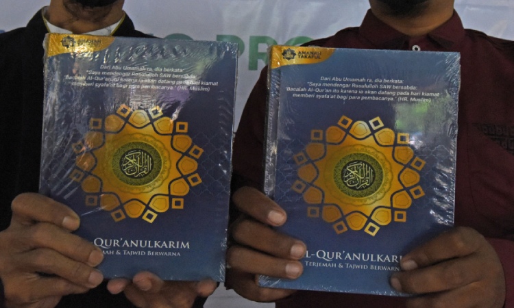 Edukasi wakaf Al Quran, Sumber: republika.co.id
